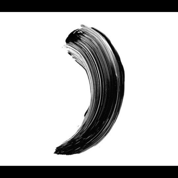 BNWT Cosmetics and treatment products! - Picture 14 of 16